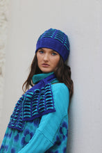 Load image into Gallery viewer, Ribbed Beanie Pocket Hat
