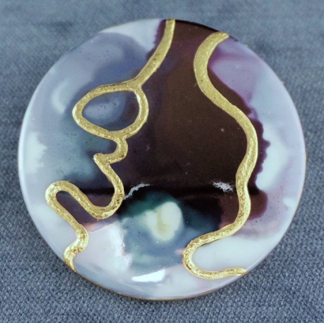 Round plum and blue brooch (large)