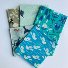 Load image into Gallery viewer, Set of 5 Beeswax wraps COOL shade patterns
