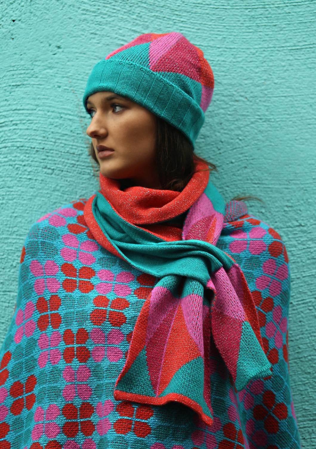 Triangular Patterned Pull Through Scarf