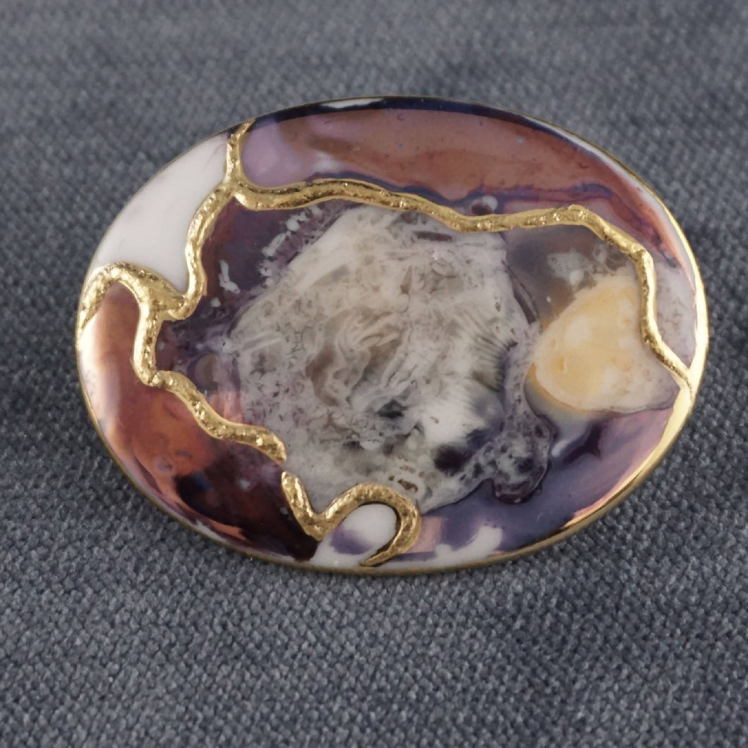 Oval brooch in purple and grey (small)