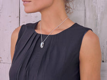 Load image into Gallery viewer, Open Clam Shell Necklace with Pearl
