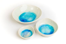 Load image into Gallery viewer, Set of 3 ceramic bowls. Handcrafted in Ireland. Sea range
