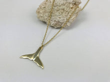 Load image into Gallery viewer, Whales Tail Necklace
